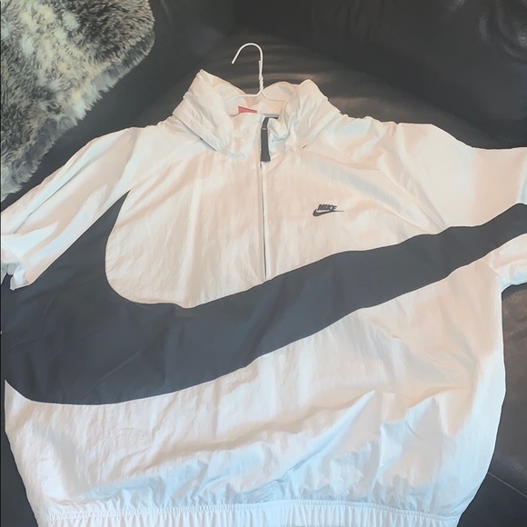 nike check jacket